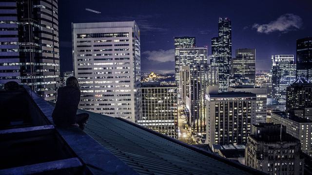 光能改变阴影，较难解释牙列突然换一排